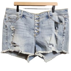 Torrid boyfriend vintage stretch midrise  short "destructed wild blues"